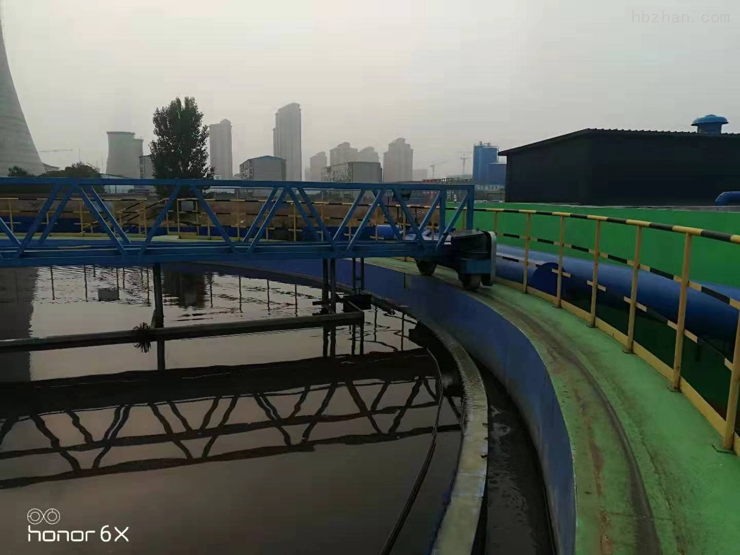 垂架式中心傳動濃縮機 刮渣機